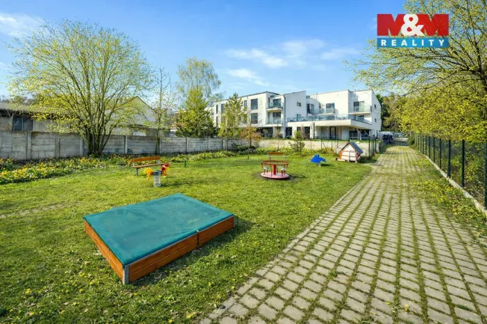 Prodej bytu 3+kk, Praha - Hrdlořezy, Mezilehlá, 70 m2