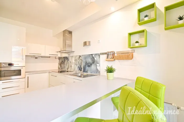 Pronájem bytu 2+kk, Brno, Mojmírovo náměstí, 44 m2