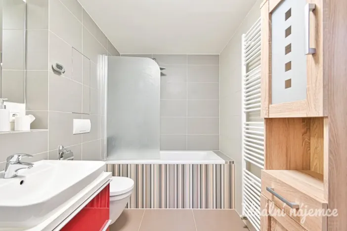 Pronájem bytu 2+kk, Brno, Mojmírovo náměstí, 44 m2