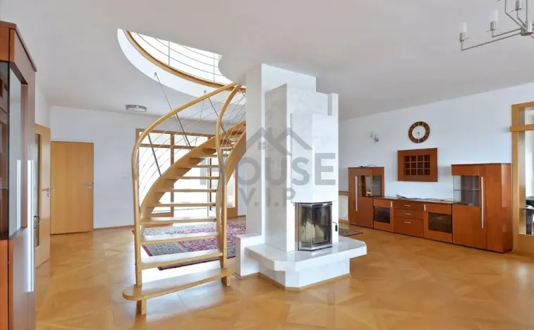 Pronájem kanceláře, Praha - Smíchov, Nový Zlíchov, 839 m2