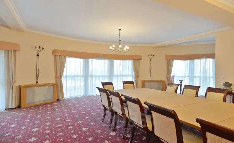 Pronájem kanceláře, Praha - Smíchov, Nový Zlíchov, 839 m2