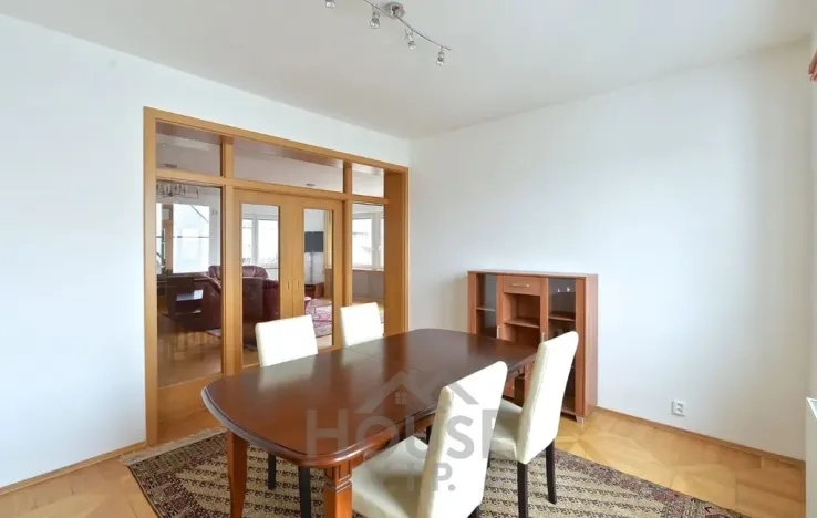 Pronájem kanceláře, Praha - Smíchov, Nový Zlíchov, 839 m2