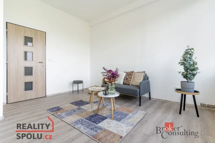 Pronájem bytu 2+kk, Mlékojedy, 54 m2