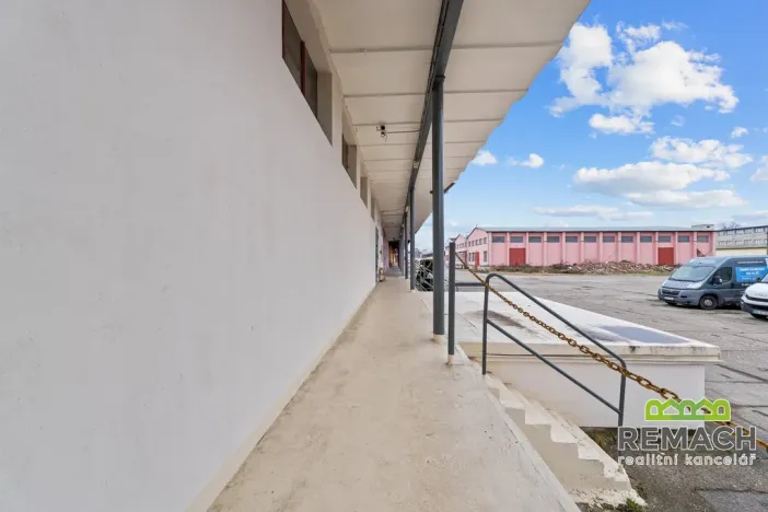 Prodej skladu, Uherské Hradiště, Tř. Maršála Malinovského, 2326 m2