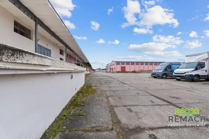 Prodej skladu, Uherské Hradiště, Tř. Maršála Malinovského, 2326 m2