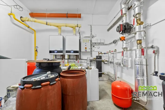 Prodej skladu, Uherské Hradiště, Tř. Maršála Malinovského, 2326 m2