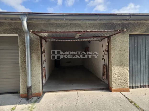 Pronájem garáže, Olomouc, Varšavské nám., 17 m2