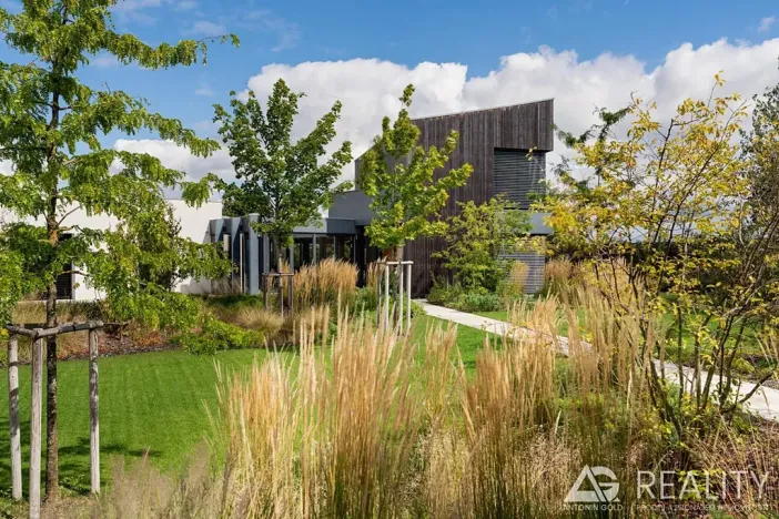 Prodej vícegeneračního domu, Ladná, Ovčačky, 407 m2