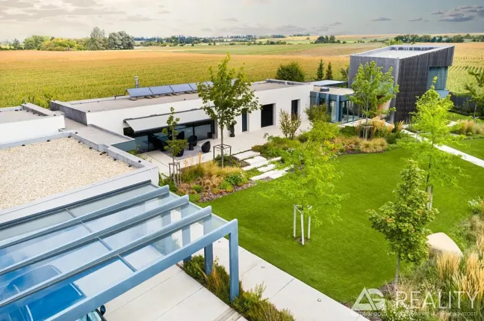 Prodej vícegeneračního domu, Ladná, Ovčačky, 407 m2