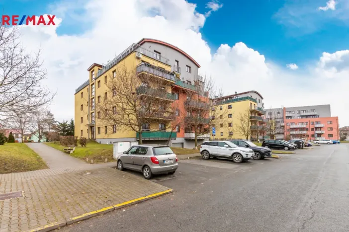 Prodej bytu 2+kk, Praha - Štěrboholy, Andersenova, 52 m2