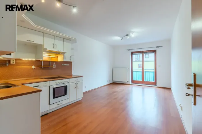 Prodej bytu 2+kk, Praha - Štěrboholy, Andersenova, 52 m2