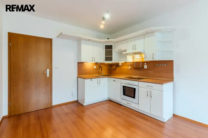Prodej bytu 2+kk, Praha - Štěrboholy, Andersenova, 52 m2