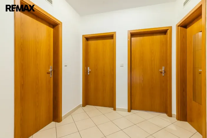 Prodej bytu 2+kk, Praha - Štěrboholy, Andersenova, 52 m2