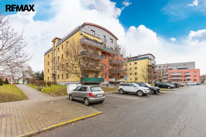 Prodej bytu 2+kk, Praha - Štěrboholy, Andersenova, 52 m2