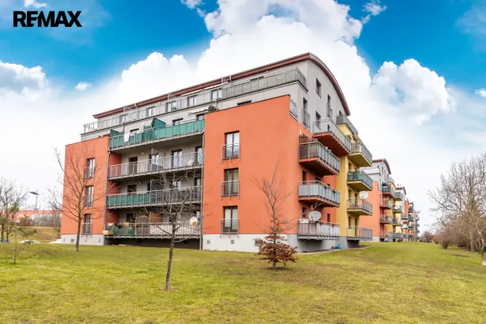 Prodej bytu 2+kk, Praha - Štěrboholy, Andersenova, 52 m2