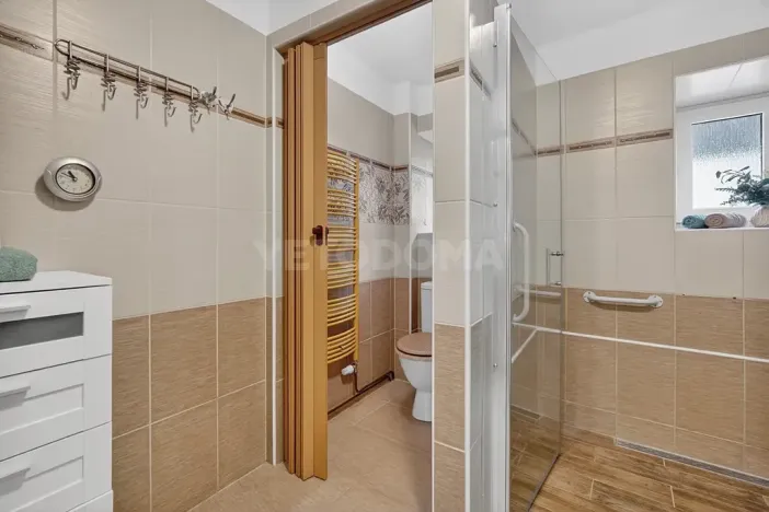 Prodej rodinného domu, Benešovice, 231 m2