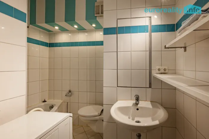 Prodej bytu 2+1, Mariánské Lázně, Podhorská, 60 m2