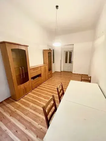 Prodej bytu 3+1, Praha - Malá Strana, Petřínská, 75 m2