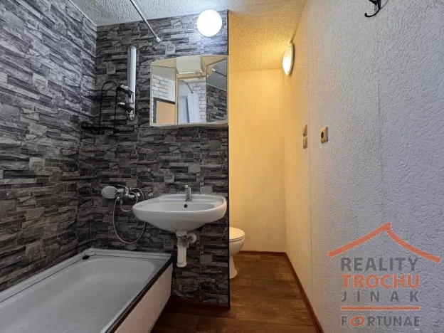 Pronájem bytu 1+1, Chrudim, Na Větrníku, 43 m2