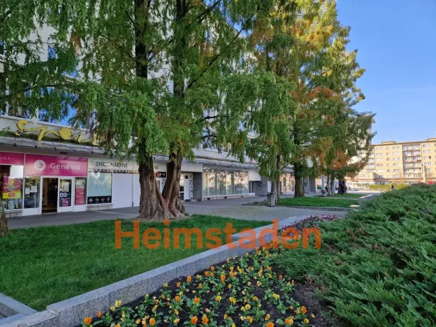 Pronájem obchodního prostoru, Havířov - Město, nám. Republiky, 376 m2