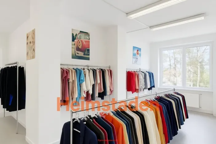 Pronájem obchodního prostoru, Havířov - Město, nám. Republiky, 376 m2