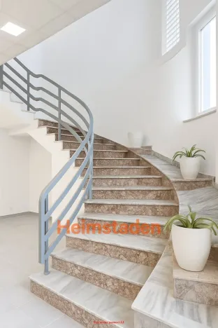 Pronájem obchodního prostoru, Havířov - Město, nám. Republiky, 376 m2