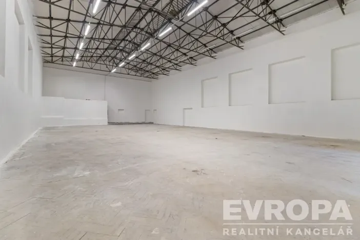 Prodej skladu, Havlíčkův Brod, Čechova, 819 m2