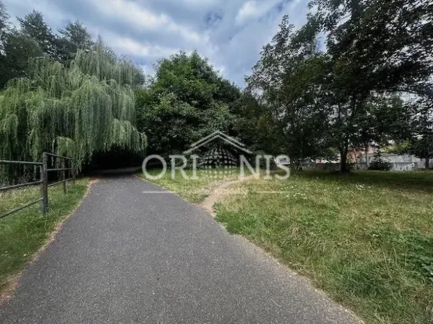 Prodej komerčního pozemku, Chomutov, Bezručova, 1120 m2