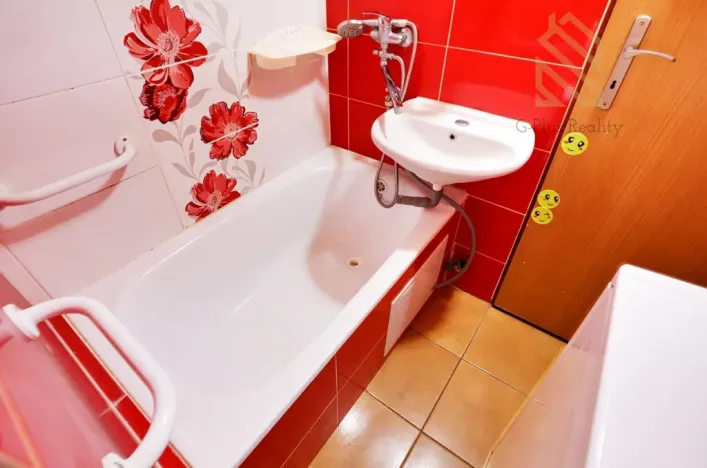 Prodej bytu 1+1, Krupka - Maršov, Karla Čapka, 34 m2