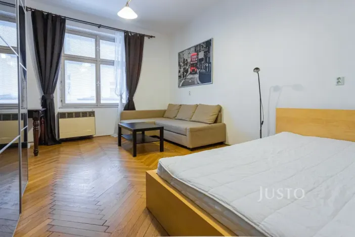 Pronájem bytu 2+kk, Praha - Nusle, Krokova, 40 m2