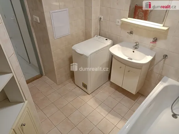 Pronájem bytu 4+1, Praha - Strašnice, Na Třebešíně, 91 m2