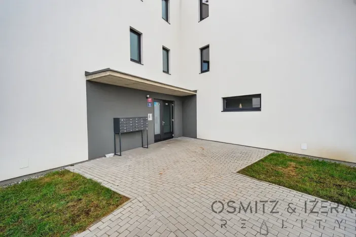 Prodej bytu 1+kk, Praha - Hostavice, Hrabovská, 45 m2