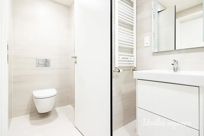 Pronájem bytu 1+kk, Praha - Hloubětín, Poděbradská, 32 m2