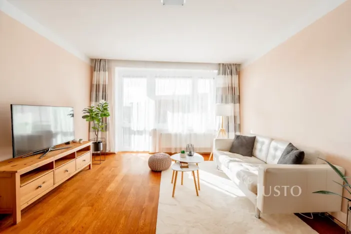 Prodej bytu 4+kk, Praha, Švejcarovo náměstí, 98 m2