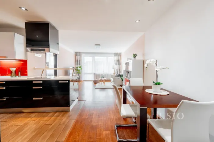 Prodej bytu 4+kk, Praha, Švejcarovo náměstí, 98 m2