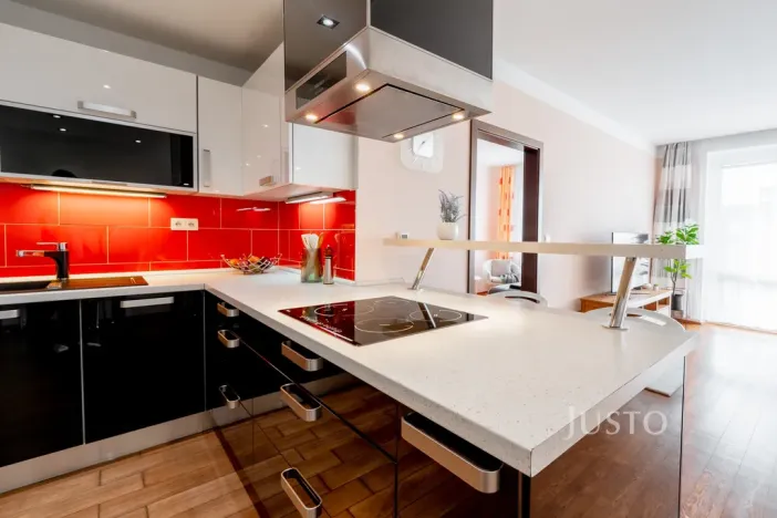 Prodej bytu 4+kk, Praha, Švejcarovo náměstí, 98 m2