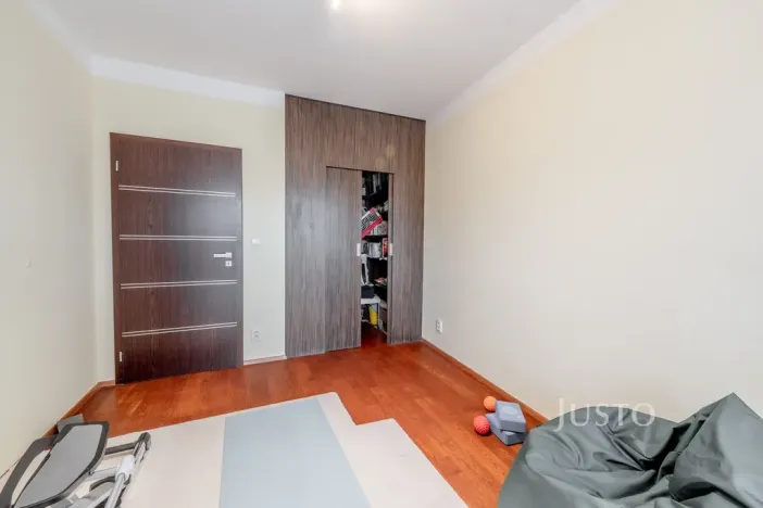 Prodej bytu 4+kk, Praha, Švejcarovo náměstí, 98 m2