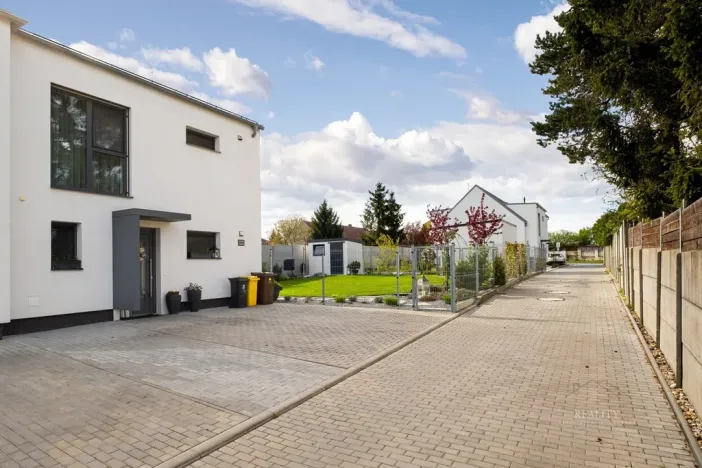 Prodej rodinného domu, Sibřina, Ke Kolodějům, 126 m2