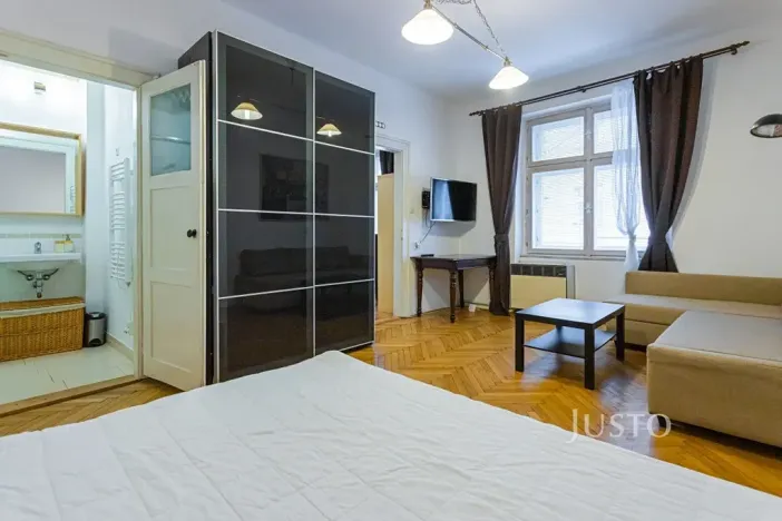 Pronájem bytu 2+kk, Praha - Nusle, Krokova, 40 m2