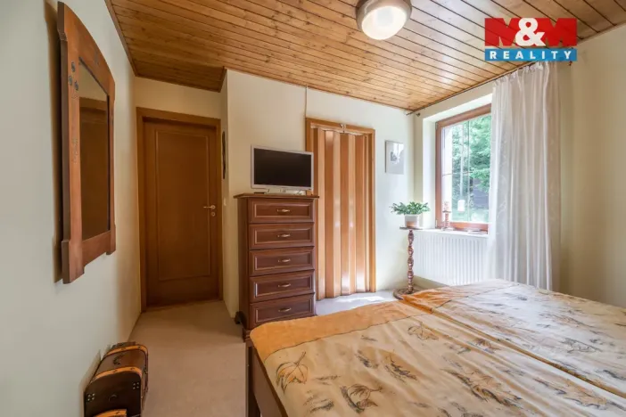 Prodej rodinného domu, Benecko, 224 m2