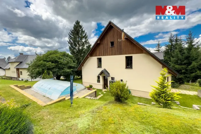 Prodej rodinného domu, Benecko, 224 m2