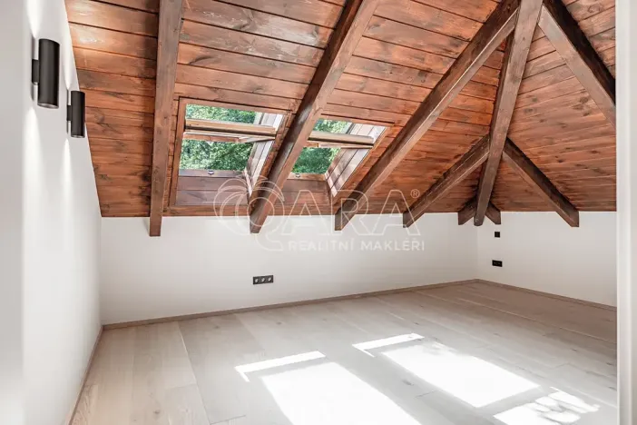 Prodej rodinného domu, Hradištko, Kersko, 156 m2