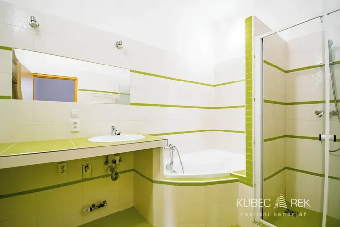 Pronájem bytu 1+1, Soběslav, 28. října, 56 m2