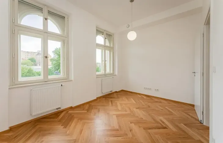 Pronájem bytu 2+kk, Praha - Žižkov, Seifertova, 46 m2