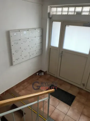 Pronájem bytu 1+kk, Praha - Braník, Jeremenkova, 31 m2