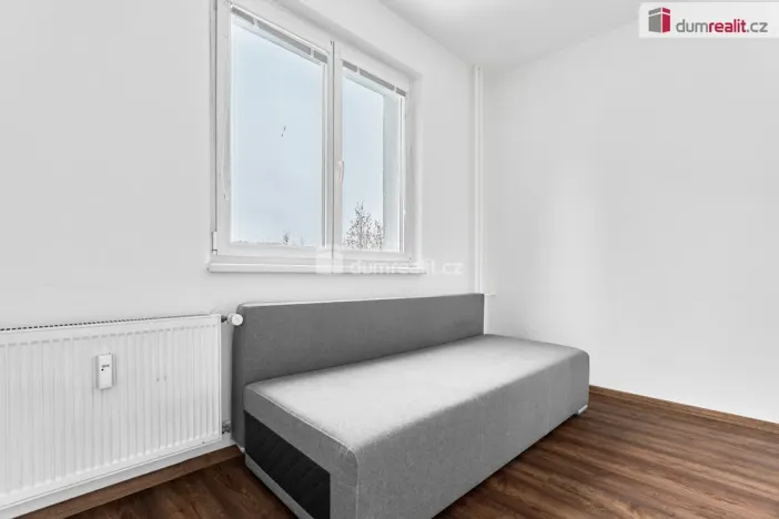 Prodej bytu 2+1, Nová Role, Školní, 45 m2