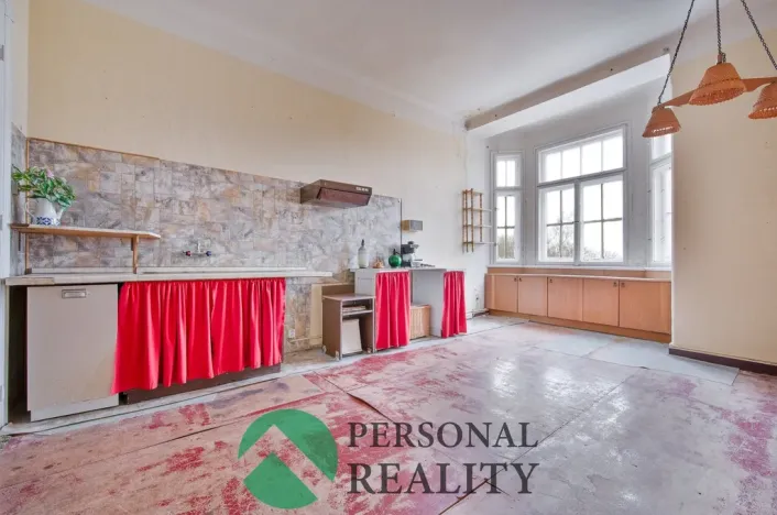 Prodej bytu 4+1, Mariánské Lázně, Hlavní třída, 160 m2