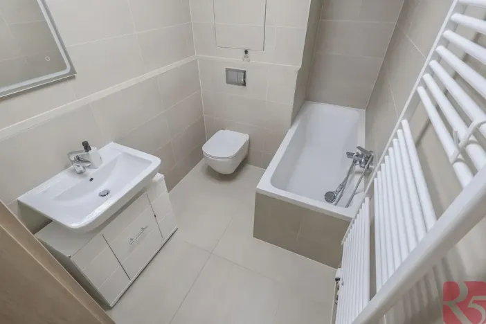 Pronájem bytu 2+kk, Praha - Uhříněves, Karla Guta, 50 m2