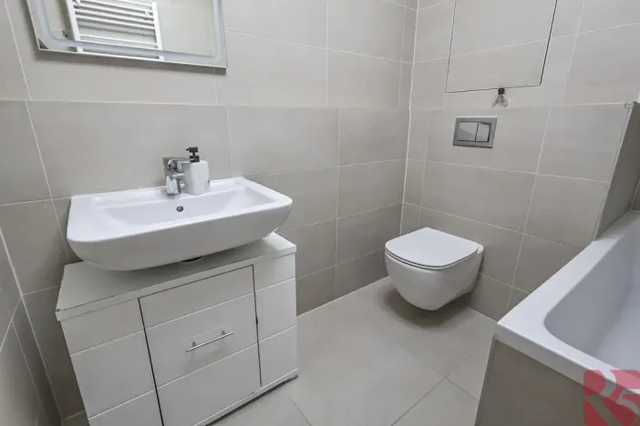 Pronájem bytu 2+kk, Praha - Uhříněves, Karla Guta, 50 m2