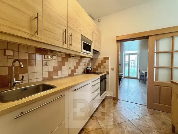 Pronájem bytu 1+1, Brno, Jugoslávská, 34 m2